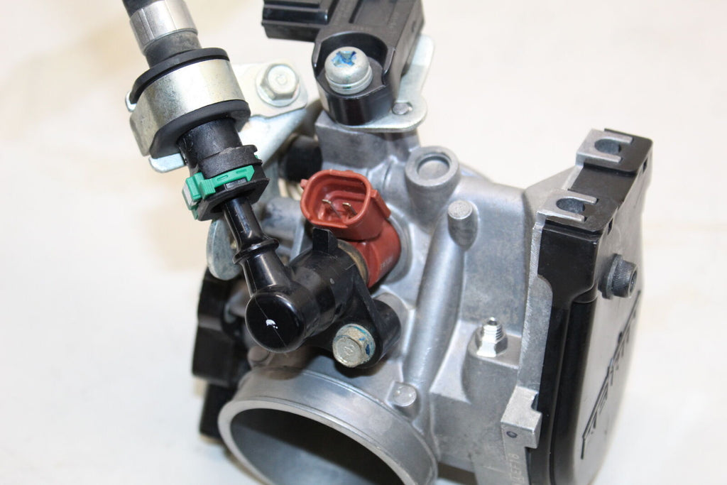 2015 Honda Crf450R Main Fuel Injectors / Throttle Bodies