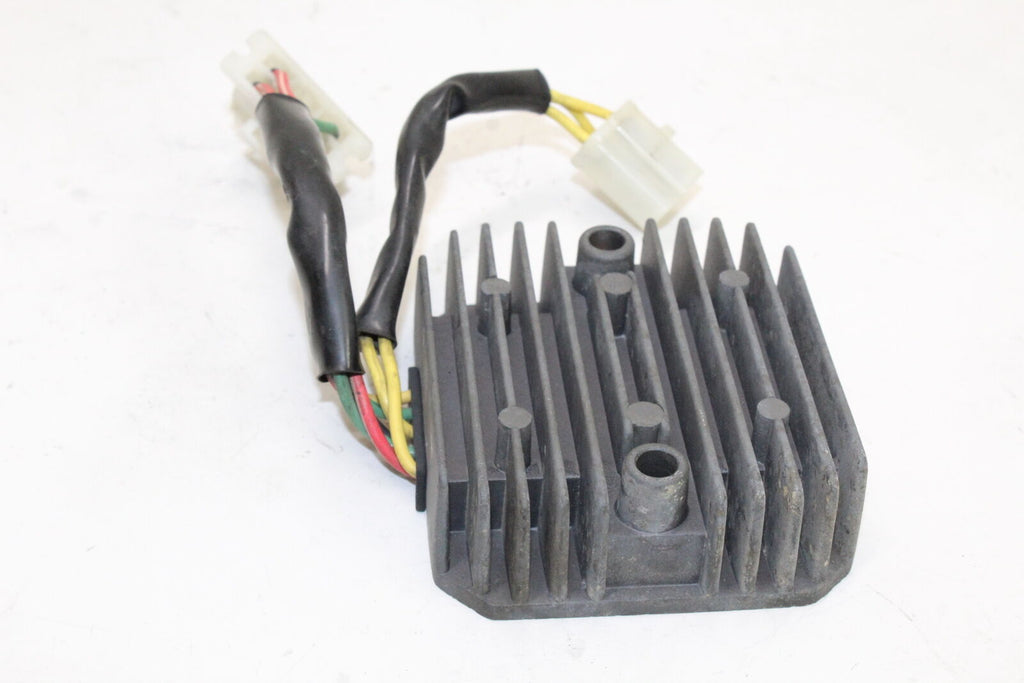 1984-85 Honda V65 Sabre Vf1100S Rectifier Voltage Regulator Oem