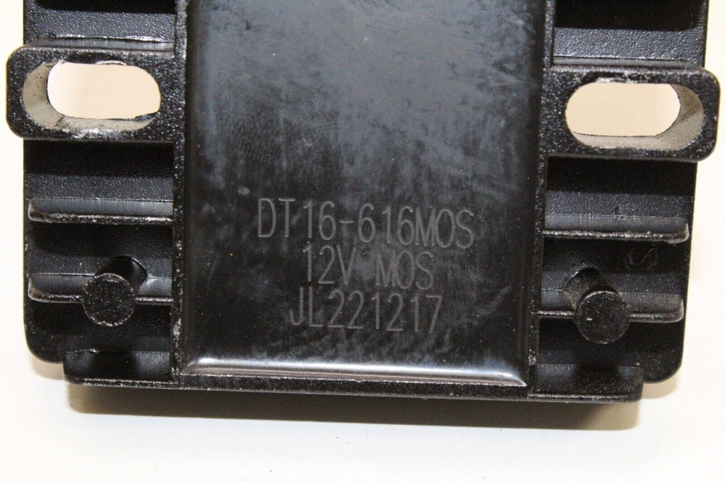 2023 Zinger 200Cc Voltage Rectifier Regulator Oem