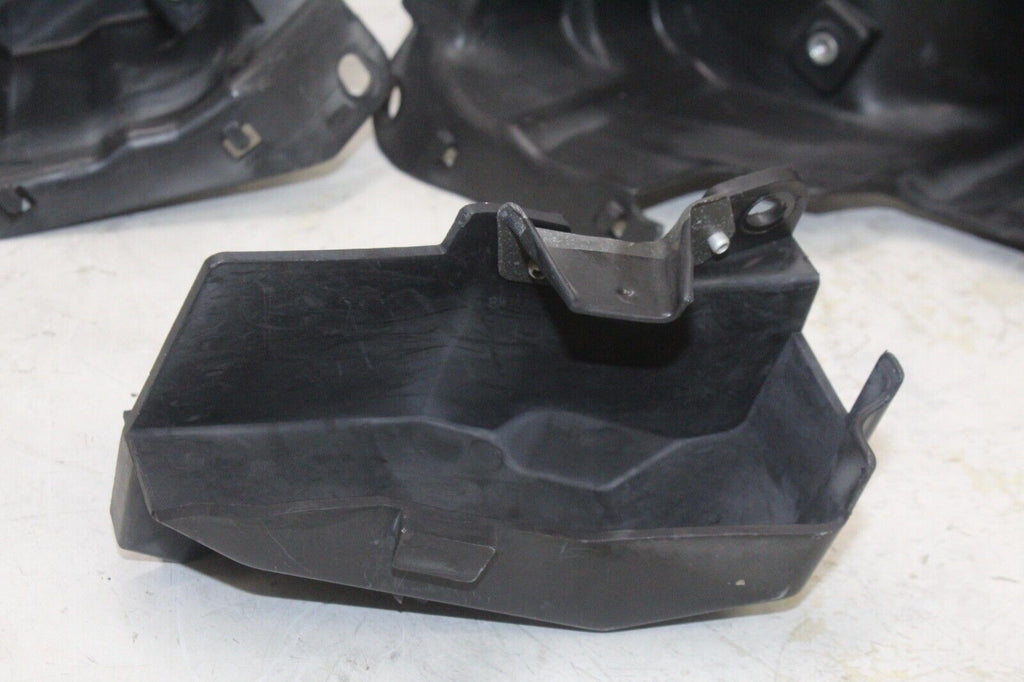 2004 Honda Shadow Vlx Vt600Cd Oem Battery Tray Box Holder