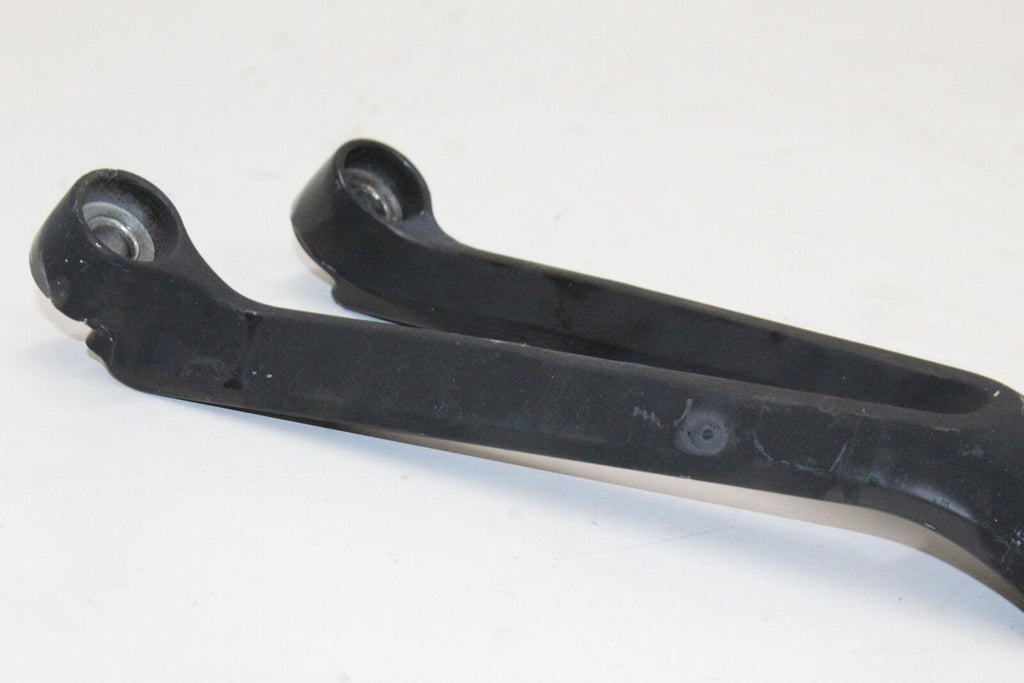 2005-06 Suzuki Gsxr1000 Left Rear Back Passenger Peg 43700-41G00 Oem