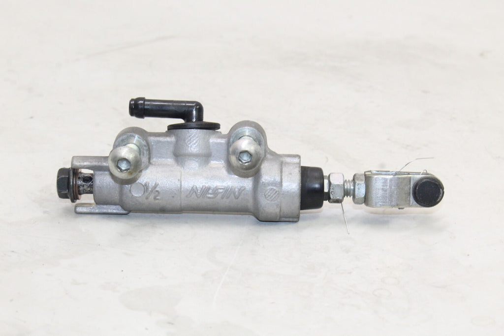 2015-18 Yamaha Yzf R3 Rear Back Brake Master Cylinder Oem