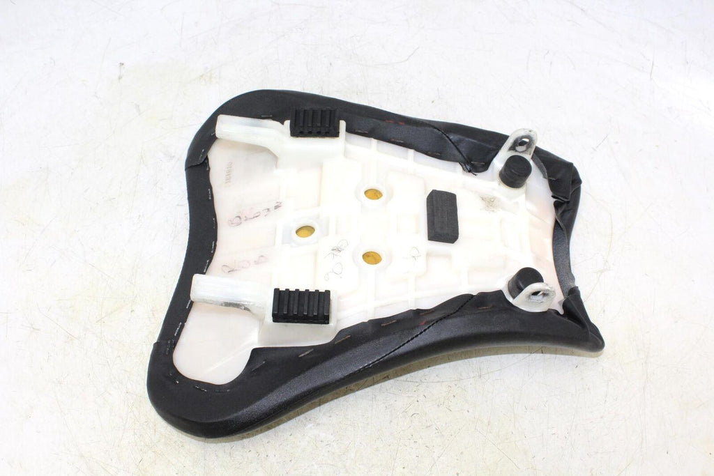 2005 Suzuki Gsxr1000 Front Drivers Seat Pad Saddle Pillion