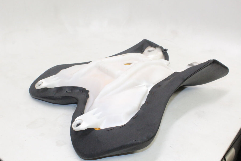 2004-06 Yamaha Yzf R1 Front Drivers Seat Pad Saddle Pillion 5Vy-24710-00-00 Oem