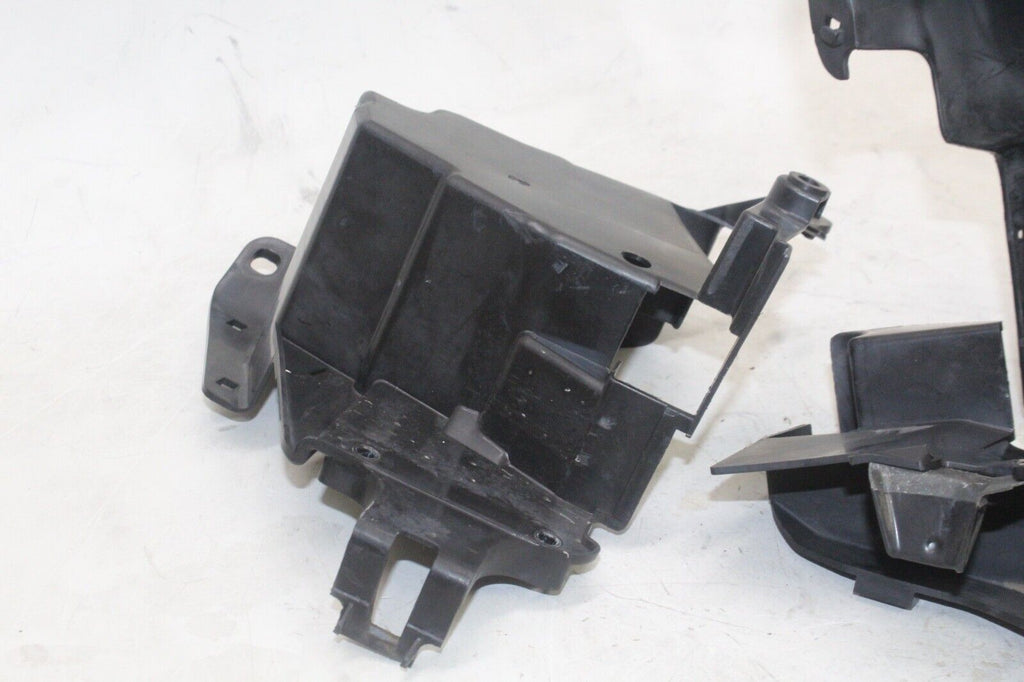 2004 Honda Shadow Vlx Vt600Cd Oem Battery Tray Box Holder