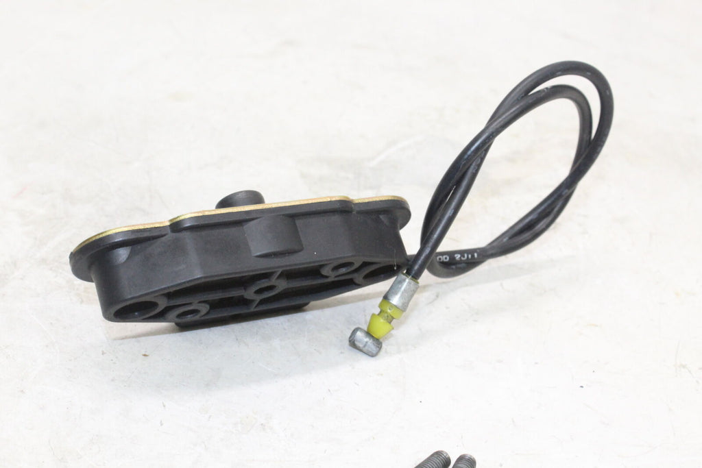 2001-05 Suzuki Bandit 1200 Gsf1200 Rear Passenger Seat Latch Lock Assembly Oem
