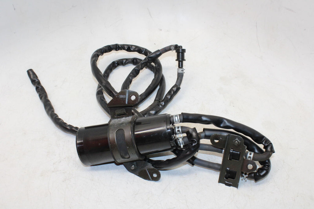 2000 Suzuki Katana 750 Gsx750F Evap Vapor  Charcoal Emission Canister