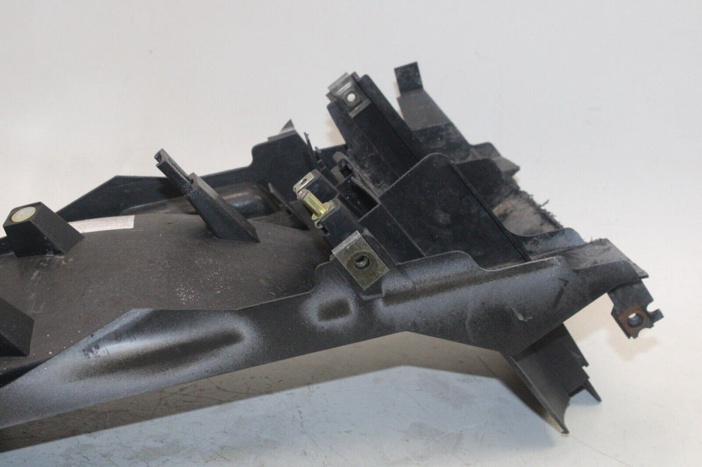 2002 Yamaha Fz1 Fazer Fzs1000 Oem Rear Back Tail Undertail Battery Tray Plastic
