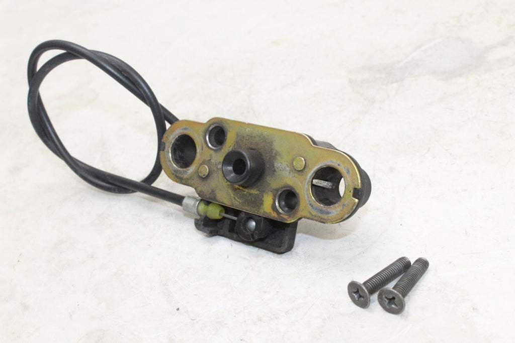 2001-05 Suzuki Bandit 1200 Gsf1200 Rear Passenger Seat Latch Lock Assembly Oem
