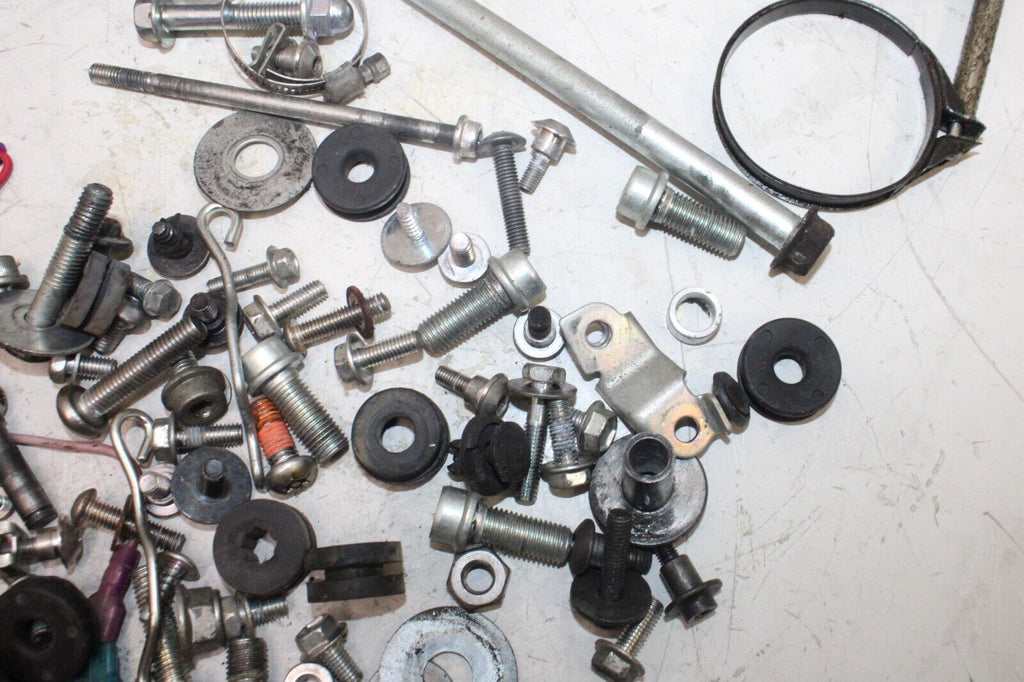 01-09 Suzuki Gsxr750 Oem Engine Mounting Bolts Hardware Motor Screws