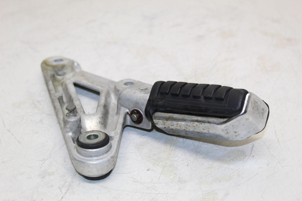 1982 Honda Vf750C Magna Vf750C Rear Passenger Foot Step Peg