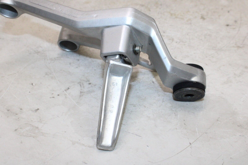 03-07 Suzuki Sv650S Oem Right Rear Back Passenger Peg