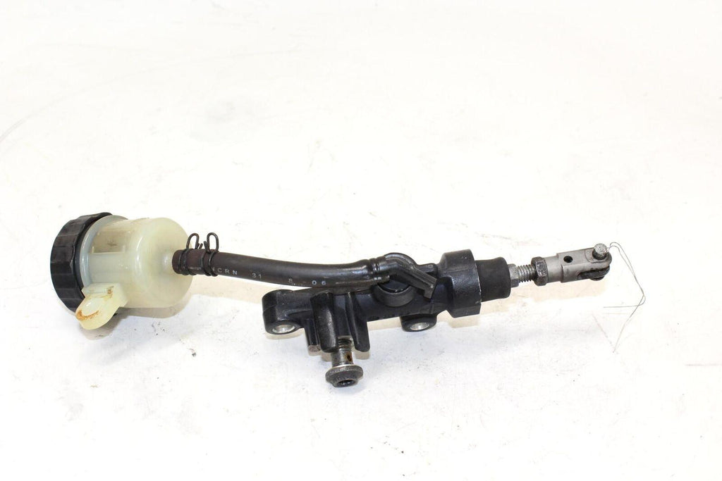 2009 Yamaha Yzf R6S Rear Back Brake Master Cylinder With Reservoir Brembo