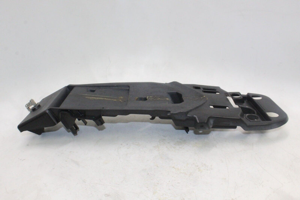 08-09 Suzuki Gsxr750 Oem Rear Back Tail Undertail Battery Tray Plastic