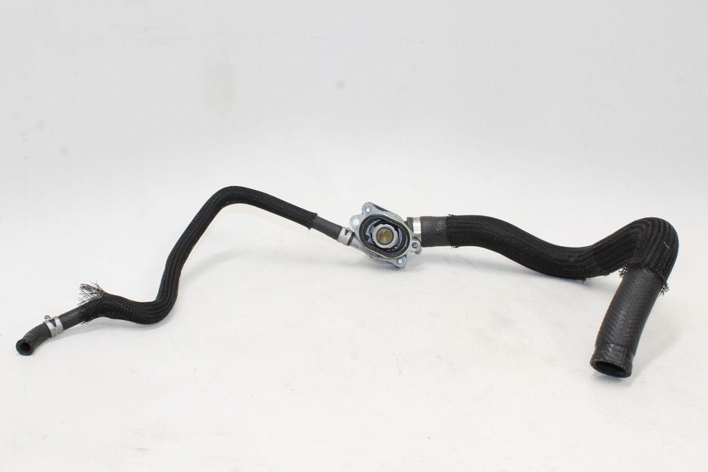 2006-07 Suzuki Gsxr1000 Thermostat Housing 17661-35F00 Oem