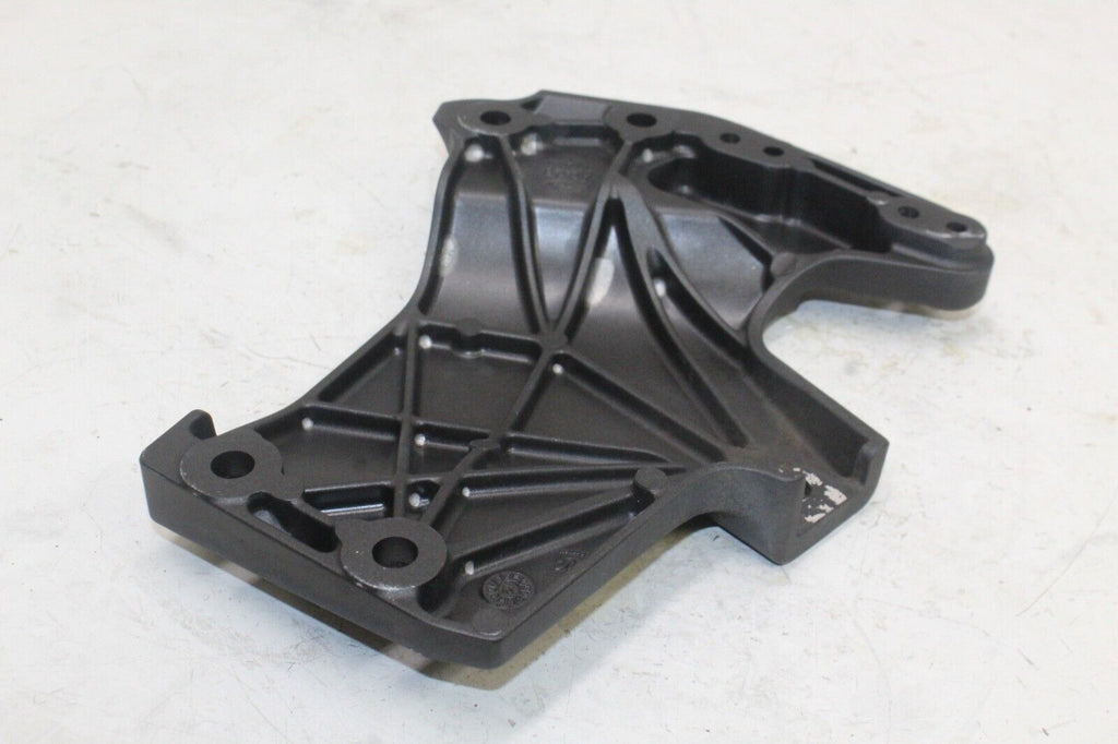 2013 Kawasaki Concours 14 Zg1400-C Oem Engine Sprocket Cover