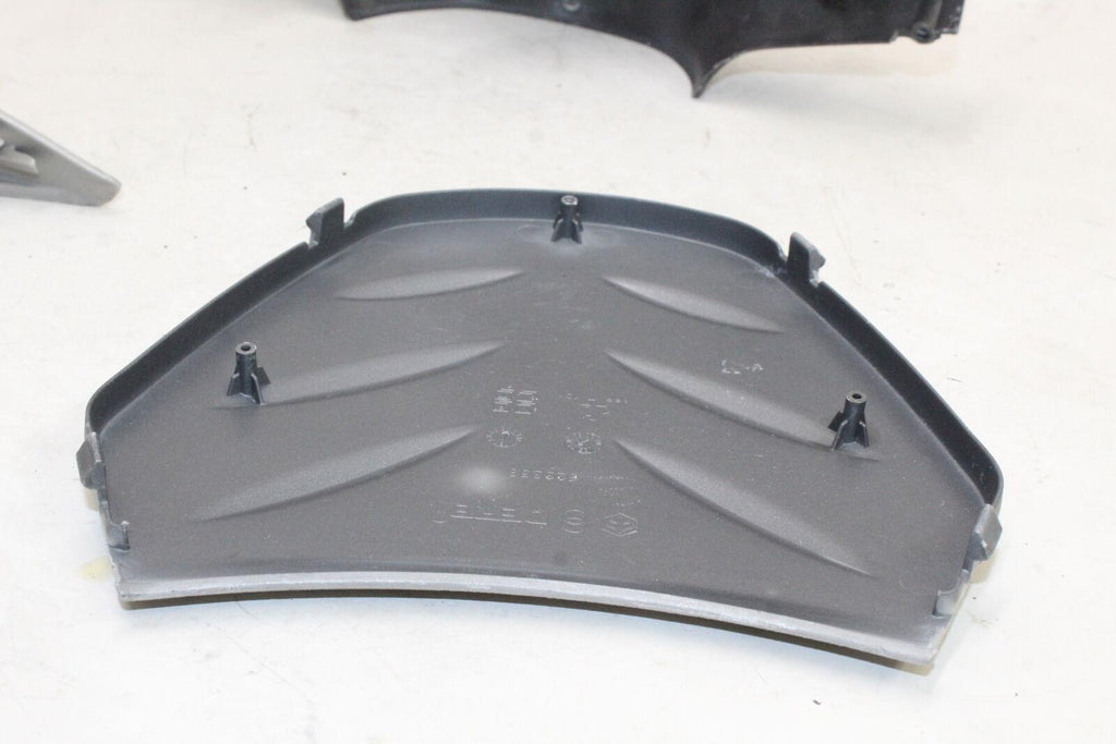 2007 Piaggio Bv 250 Outer Fairings Cowls Panels Oem