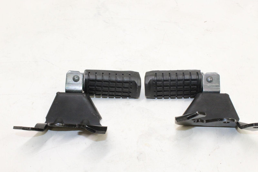 2001-06 Aprilia Scarabeo 50 2T Foot Rests Pegs Steps Set Pair Oem