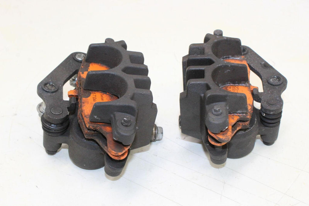 2013 09-15 Suzuki Sfv650 Right Left Front Brake Caliper Set Pair Calipers Oem