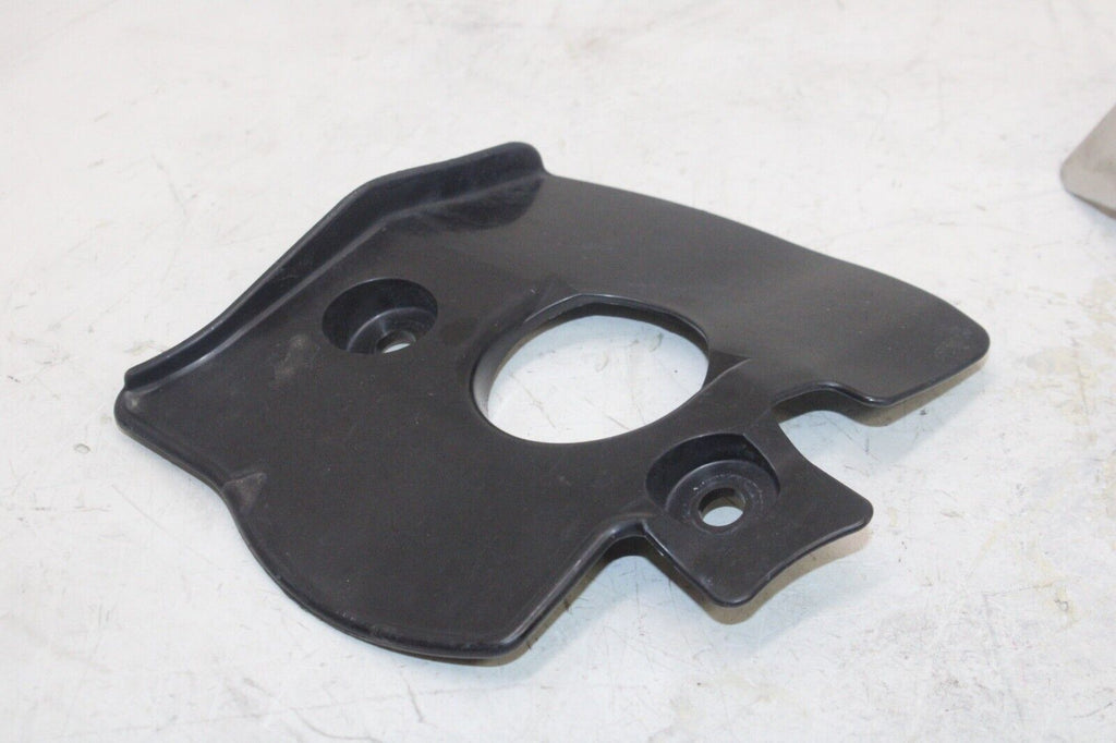 2009 Suzuki Gsxr750 Oem Inner Front Upper Horn Signal Cowl Guard Cover