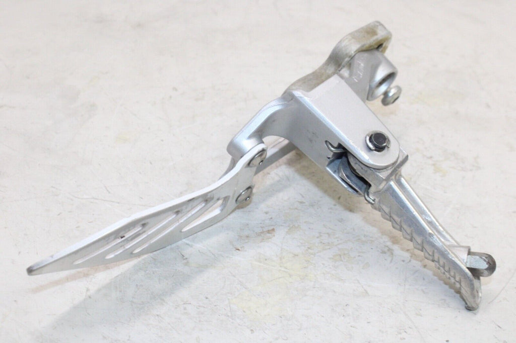 08-09 Suzuki Gsxr750 Oem Left Front Foot Rest Peg Step