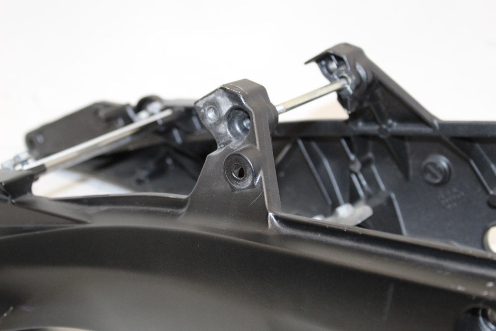 2008 Suzuki Gsxr1000 Rear Subframe Back Sub Frame