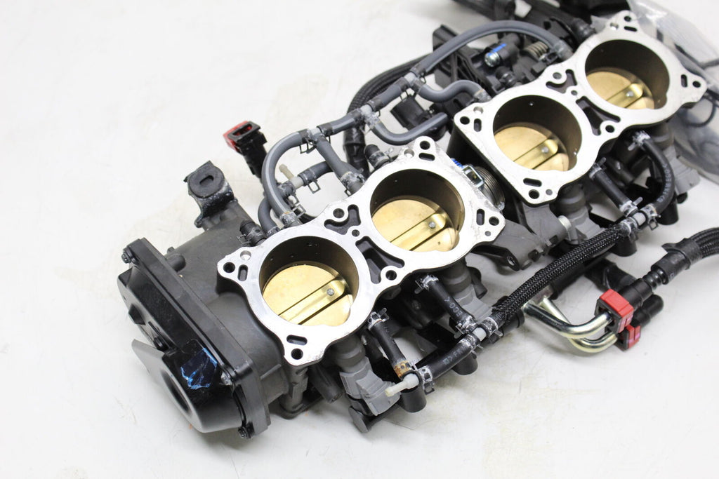 2016 Kawasaki Ninja H2 Main Fuel Injectors / Throttle Bodies