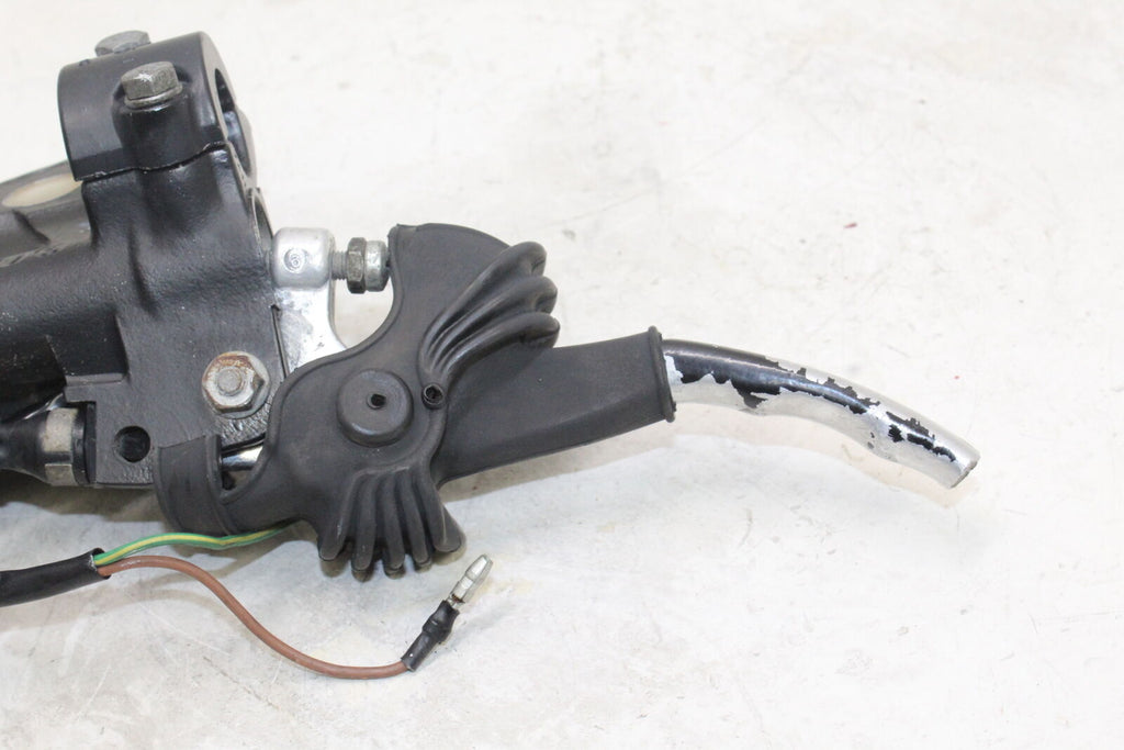 1982 Yamaha Xj750R Front Brake Master Cylinder W/ Lever Oem