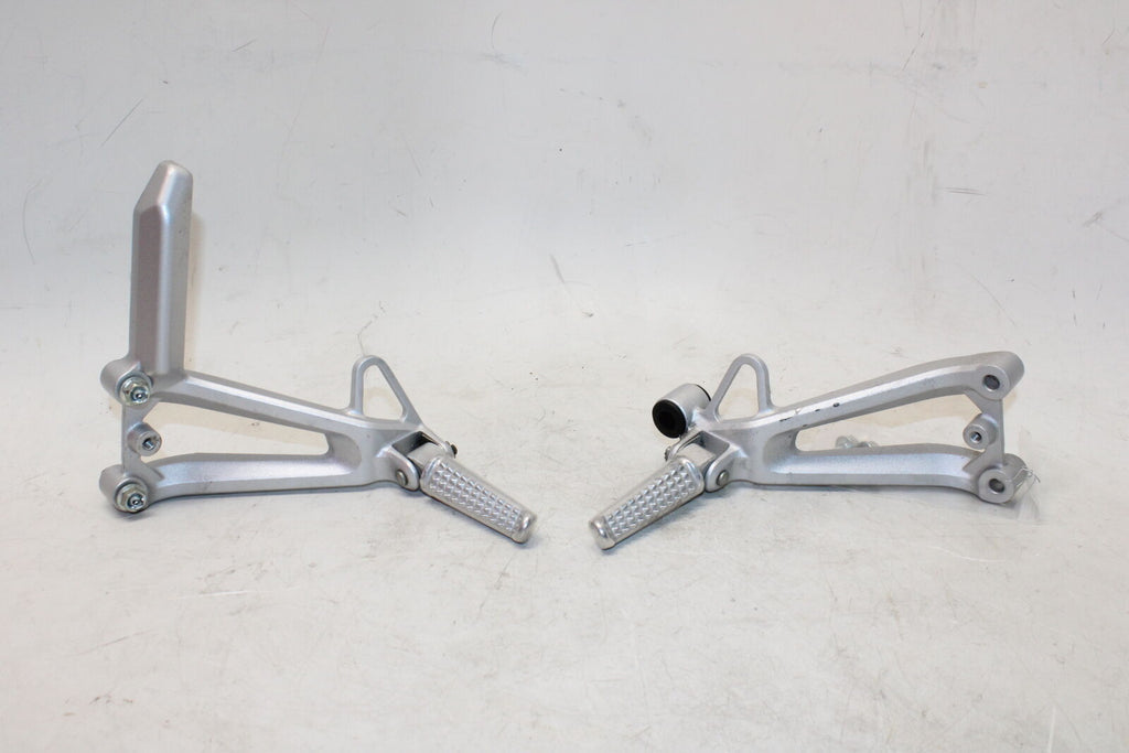 2005 Honda Cbr600F4I Rear Back Passenger Peg Set Pair