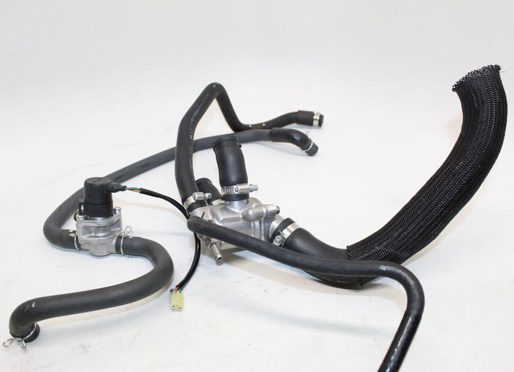 2014 2015 Honda Interceptor 800 Vfr800F Thermostat With Housing Assembly