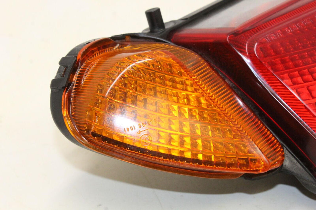 2003-05 Yamaha Fjr1300A Abs Rear Taillight Back Brake Light 5Jw-84710-10-00 Oem