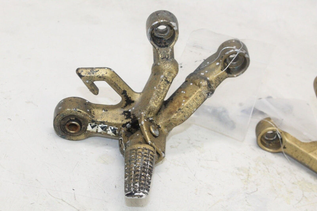 2004 Suzuki Gsxr600 Oem Rear Back Passenger Peg Set Pair