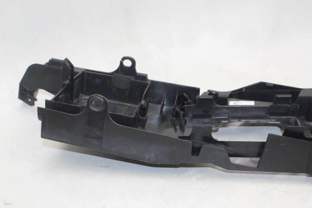 2003-05 Yamaha Yzf R6 Rear Back Tail Undertail Battery Tray Plastic Oem