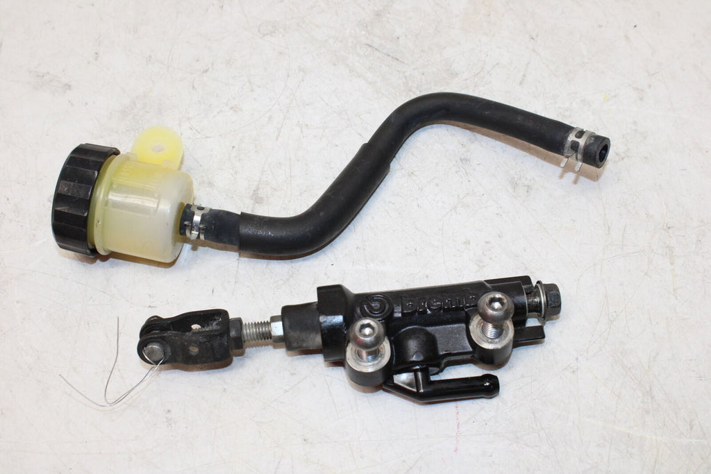 2010 Yamaha Fz6R Rear Back Brake Master Cylinder Brembo W Reservoir