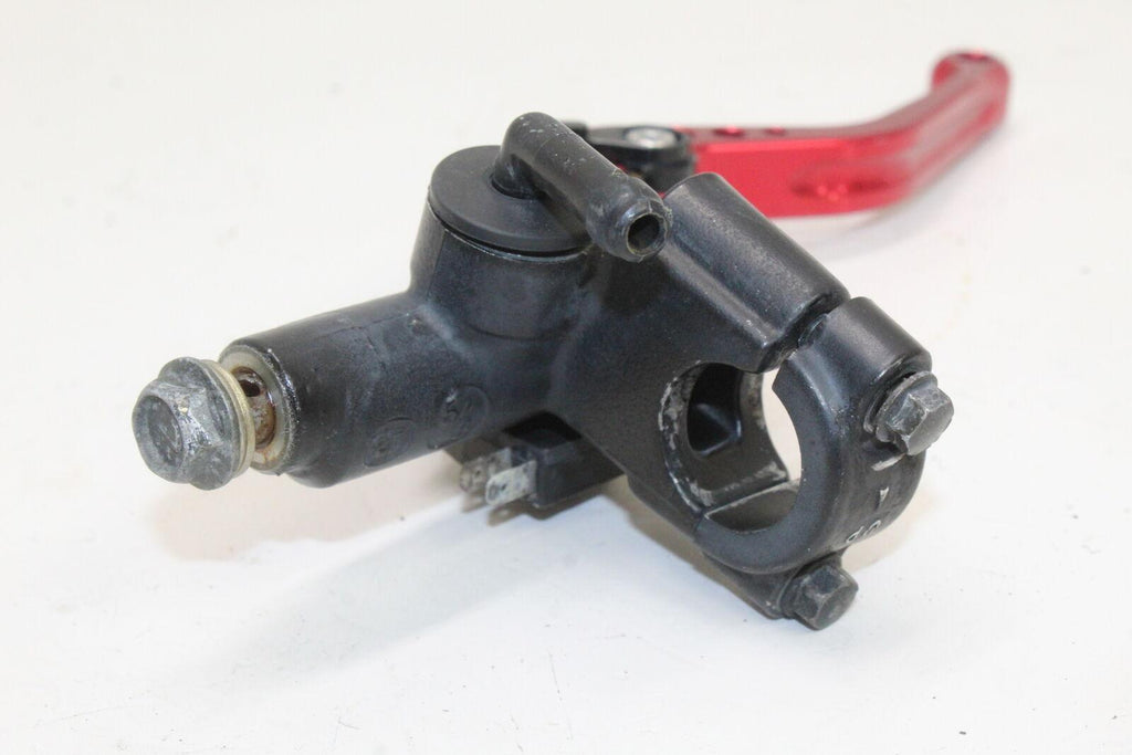 2001-03 Suzuki Gsxr600 Front Brake Master Cylinder W/ Lever 59600-32C01 Oem