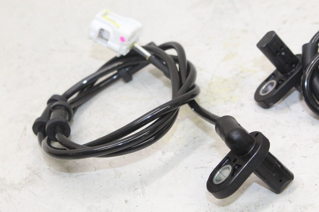 2023 Yamaha Yzf R3 Oem Speed Speedometer Sensor Set Pair