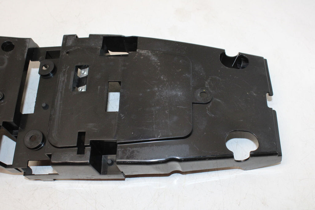 2009 Yamaha Yzf R6 Rear Back Tail Undertail Battery Tray Plastic