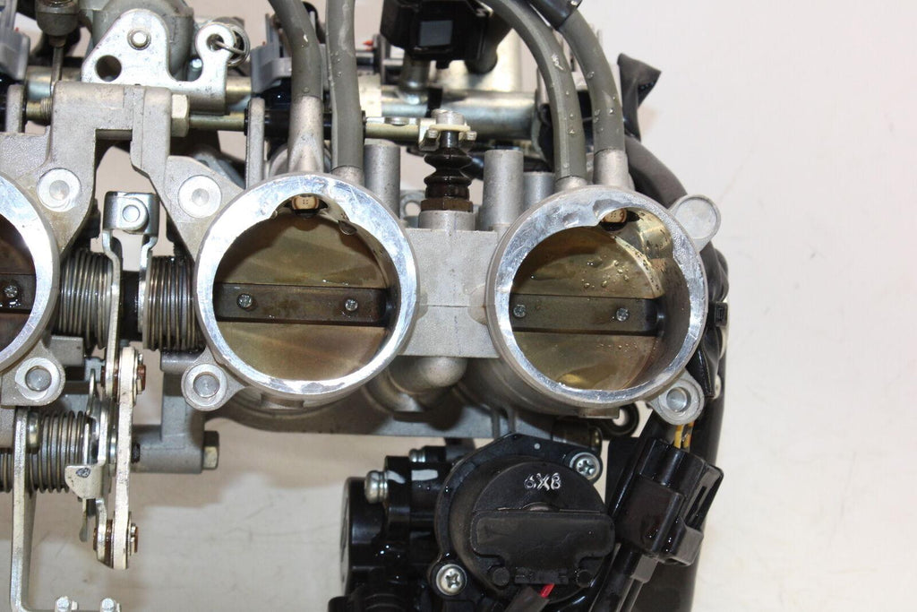 2007 Yamaha Fz1 Main Fuel Injectors / Throttle Bodies