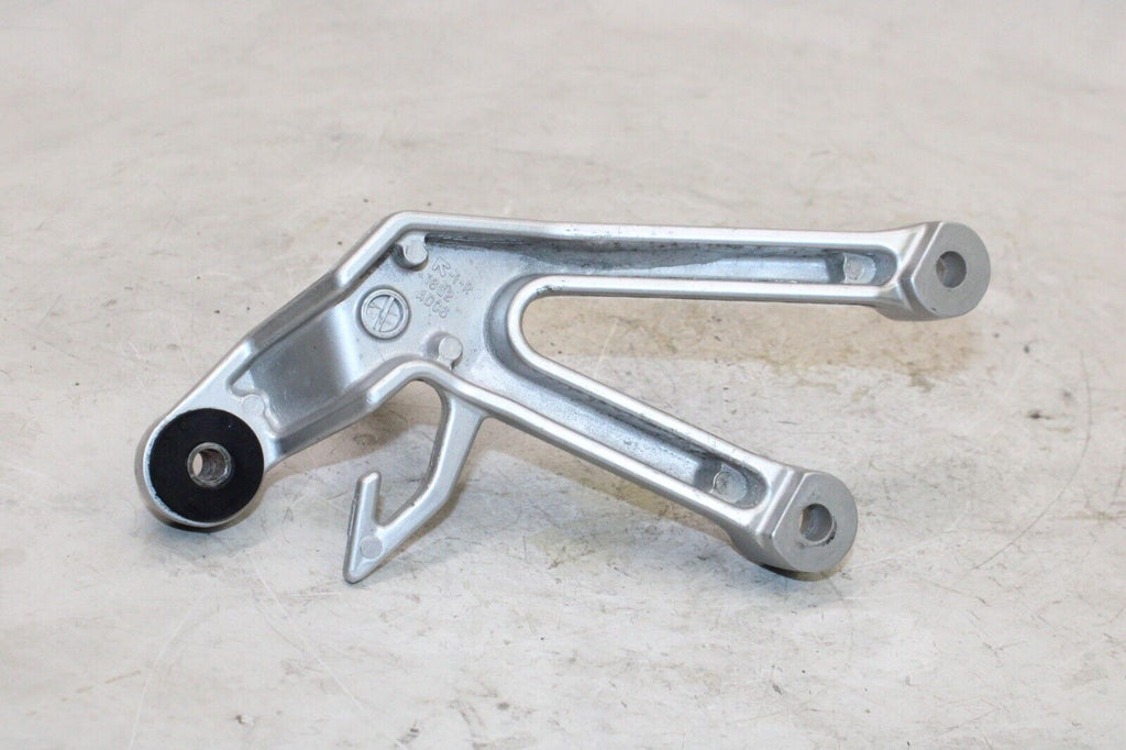 03-07 Suzuki Sv650S Oem Right Rear Back Passenger Peg