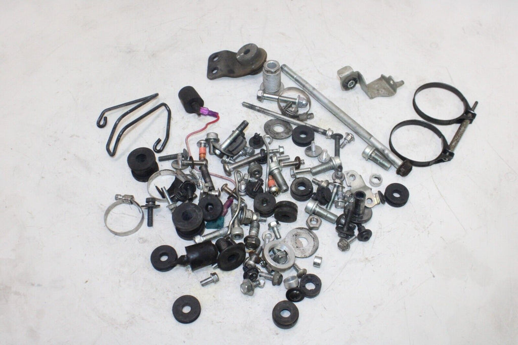 01-09 Suzuki Gsxr750 Oem Engine Mounting Bolts Hardware Motor Screws