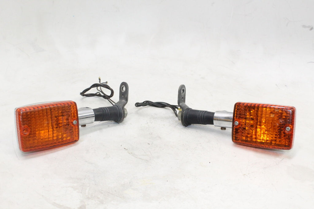 1982 Yamaha Xj750R Rear Left Right Turn Signals Light Indicators Oem