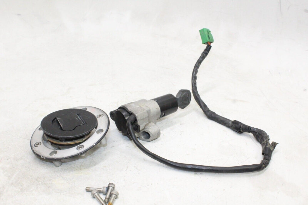 2009 Suzuki Gs500F Oem Ignition Lock W Key Set Gas Cap