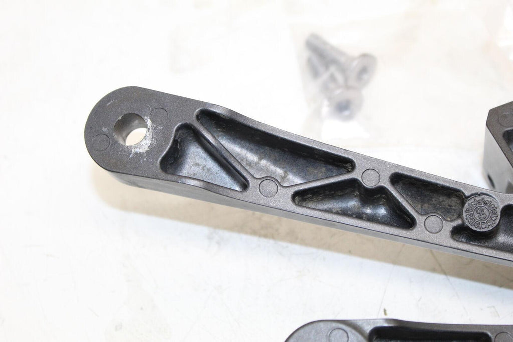 2010 Kawasaki Ninja Zx14 Zx1400C Left Rear Back Passenger Peg