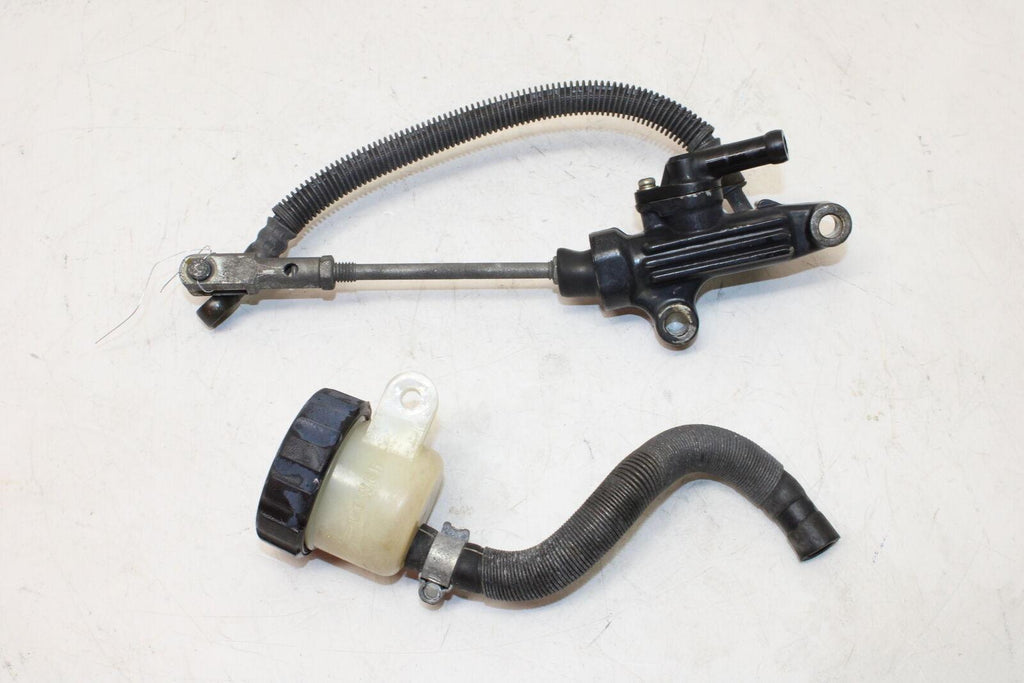 1985 Yamaha Fj600 Rear Back Brake Master Cylinder With Reservoir