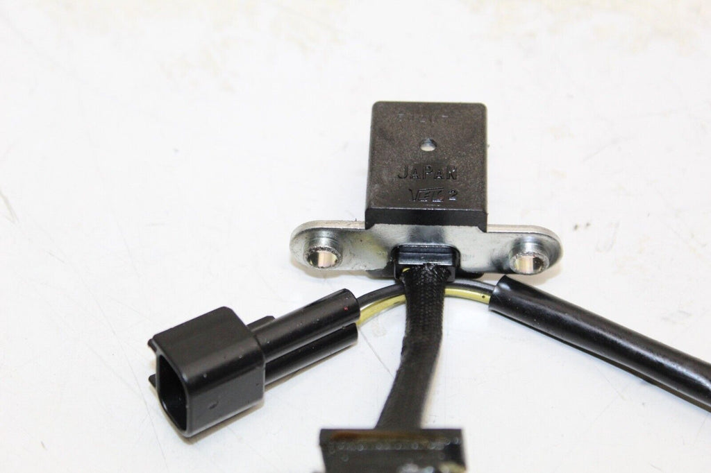 04-07 Kawasaki Ninja Zx10R Oem Engine Motor Coil Pickup Pulse Pulser Sensor