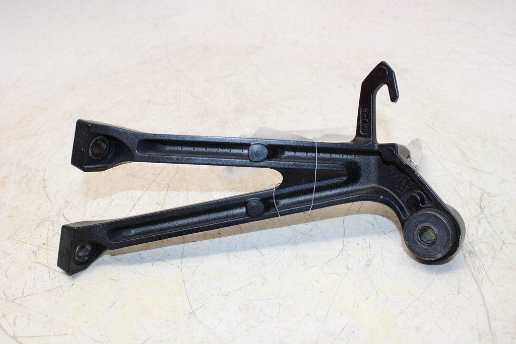 2011 Suzuki Gsxr750 Rear Back Passenger Peg Set Pair