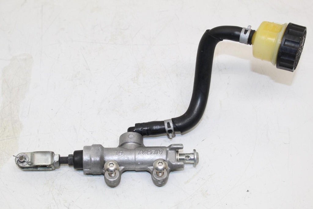 2013 Suzuki Gsxr1000 Rear Back Brake Master Cylinder W Reservoir