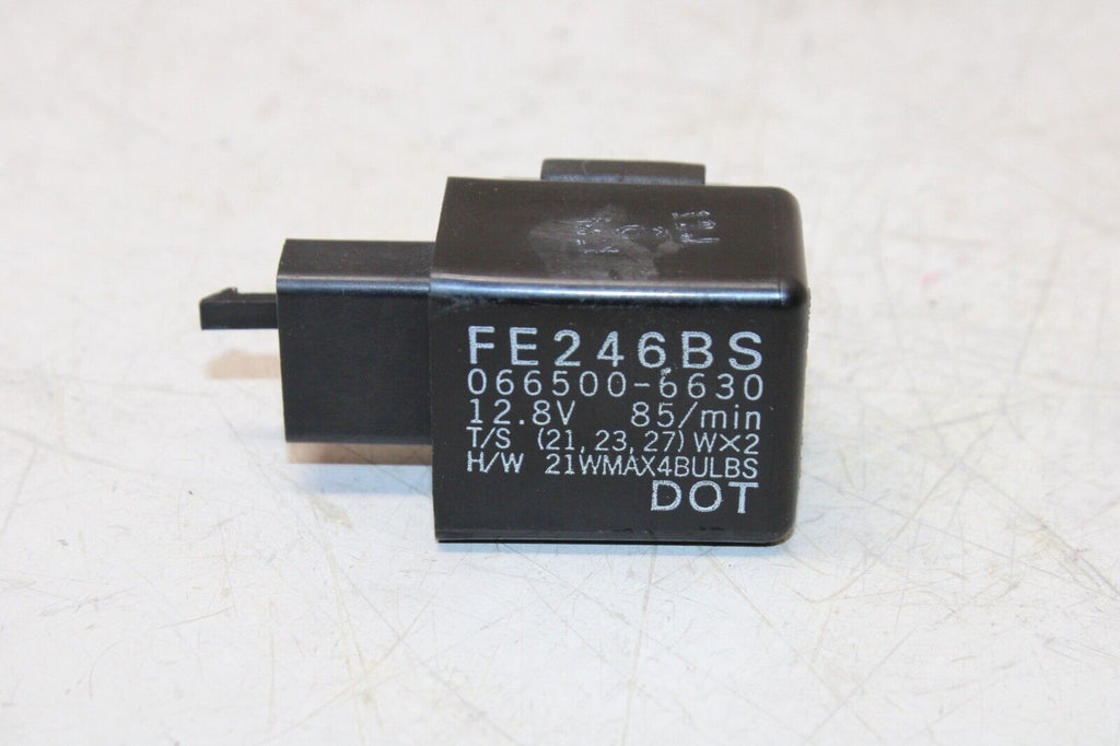 07-08 Yamaha Yzf R1 Oem Turn Signal Blinker Relay Flasher Switch