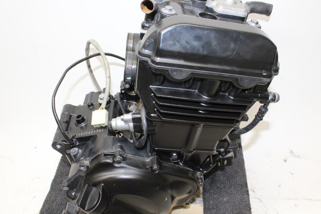 08 - 12 2011 Kawasaki Ninja 250 Ex250 Engine Motor