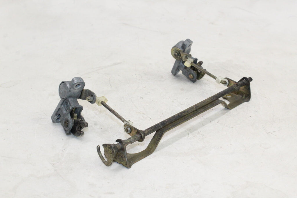 86-06 Kawasaki Concours 1000 Zg1000A Seat Bracket Mount Lock Oem